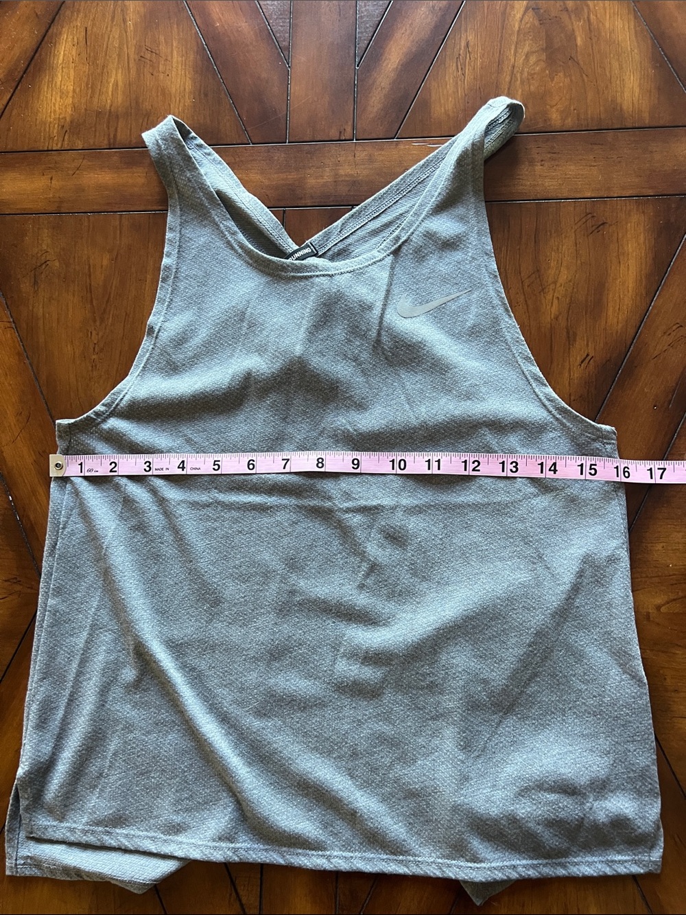 Nike Gray Scoop open Back Tank Top - Picture 4 of 8